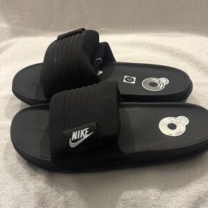 Nike Offcourt Adjust Slide Size 10M. Black Color